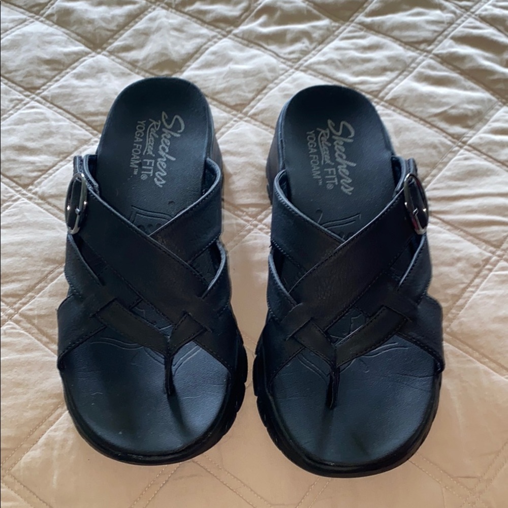 Skechers Women’s Criss-Cross Slide Sandals